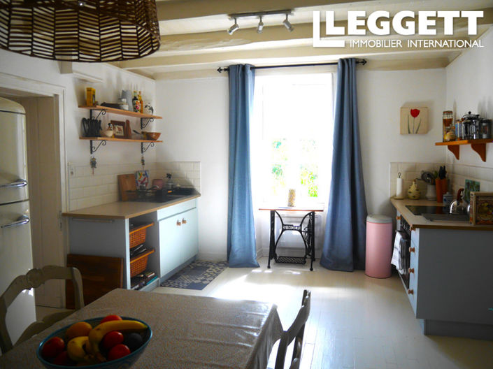 Image No.5-2 Bed House for sale