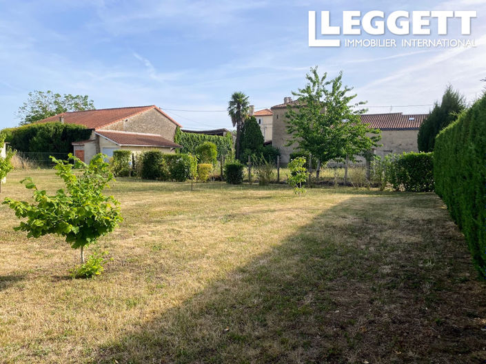 Image No.2-5 Bed House for sale