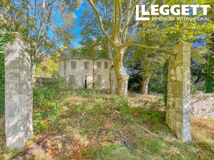 Image No.1-20 Bed House for sale