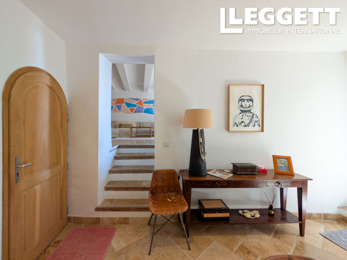 Image No.1-3 Bed House for sale