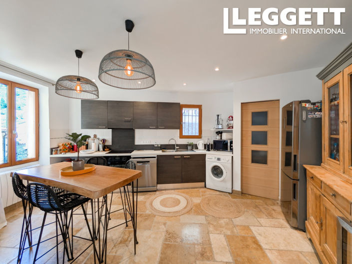 Image No.9-3 Bed House for sale