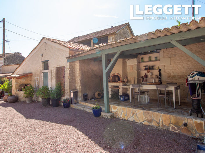 Image No.10-4 Bed House for sale