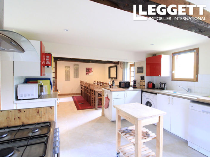 Image No.2-11 Bed House for sale