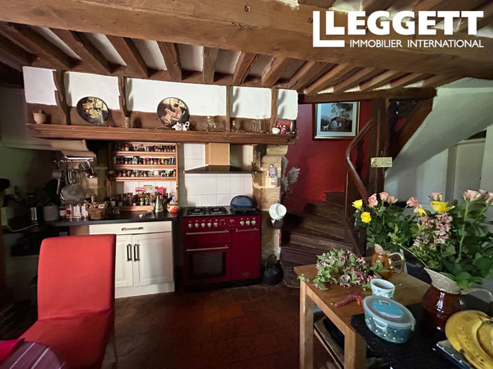 Image No.6-11 Bed House for sale