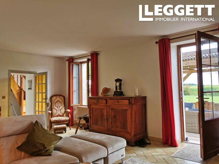 Image No.7-3 Bed House for sale