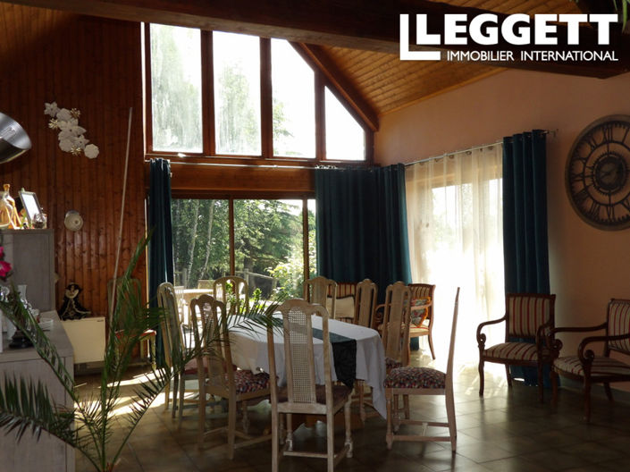 Image No.3-5 Bed House for sale