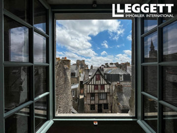 1 - Dinan, House