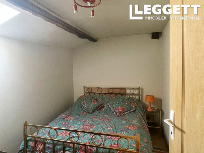 Image No.9-3 Bed House for sale