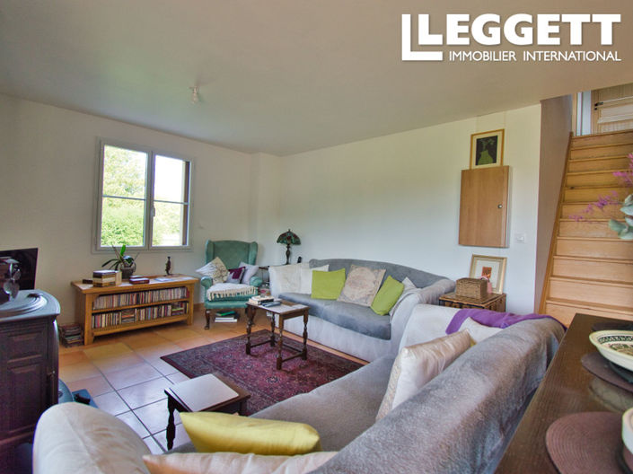 Image No.2-4 Bed House for sale