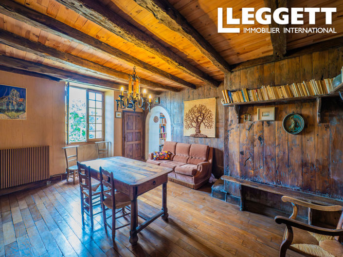 Image No.8-4 Bed House for sale