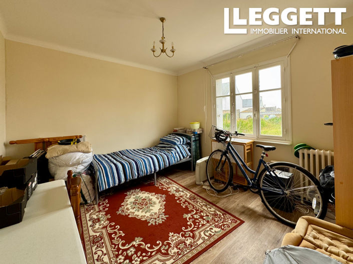 Image No.5-5 Bed House for sale