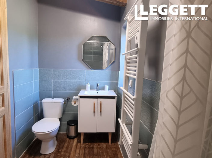 Image No.8-4 Bed House for sale