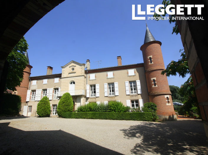Image No.1-7 Bed Chateaux for sale