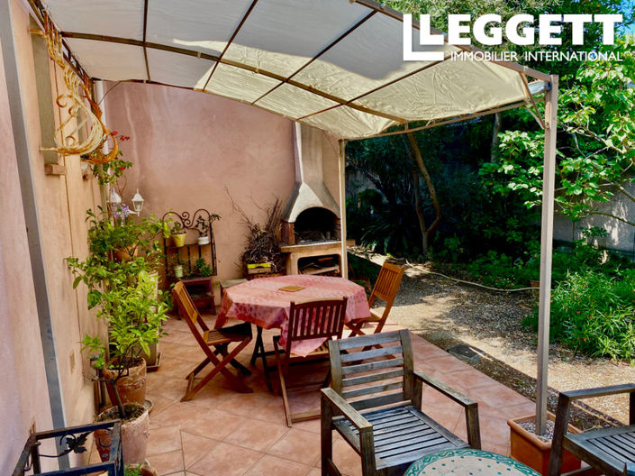 Image No.2-5 Bed House for sale