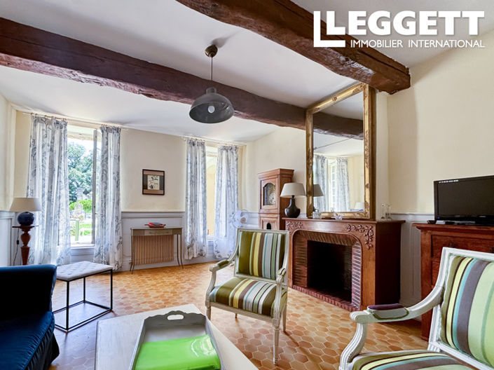 Image No.6-25 Bed House for sale