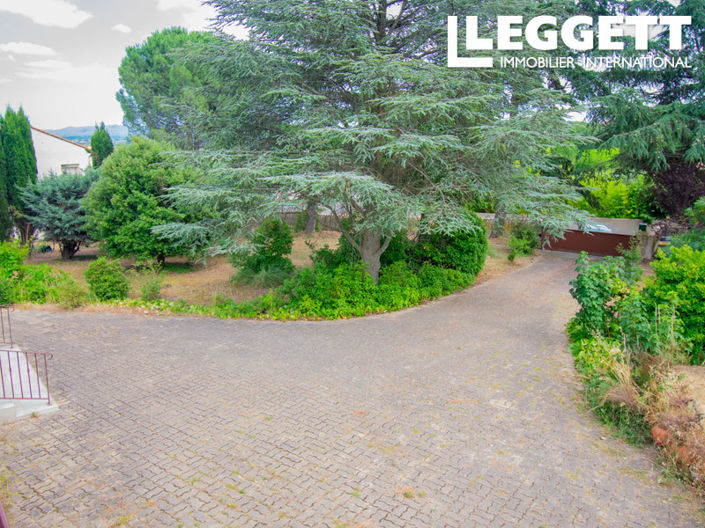 Image No.10-5 Bed House for sale