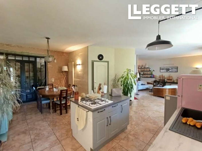 Image No.3-6 Bed House for sale