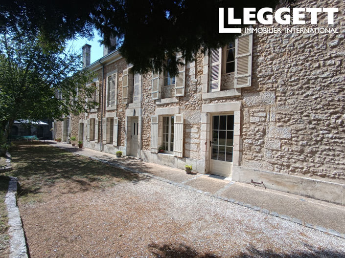 Image No.8-6 Bed House for sale