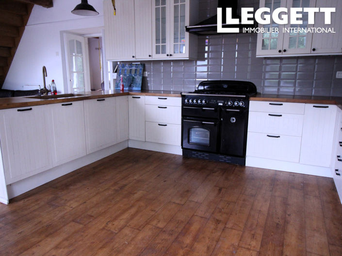 Image No.3-4 Bed House for sale