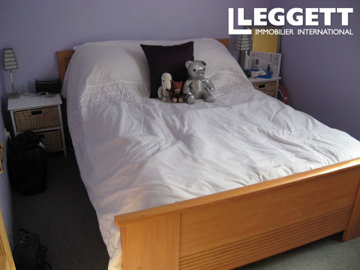 ahr0chm6ly9jzg4uagvzdglhlmltbw8vaw1hz2uvvevom