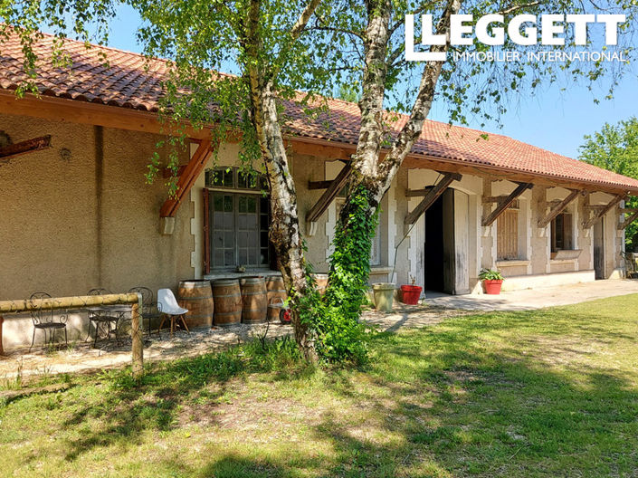 Image No.9-5 Bed House for sale