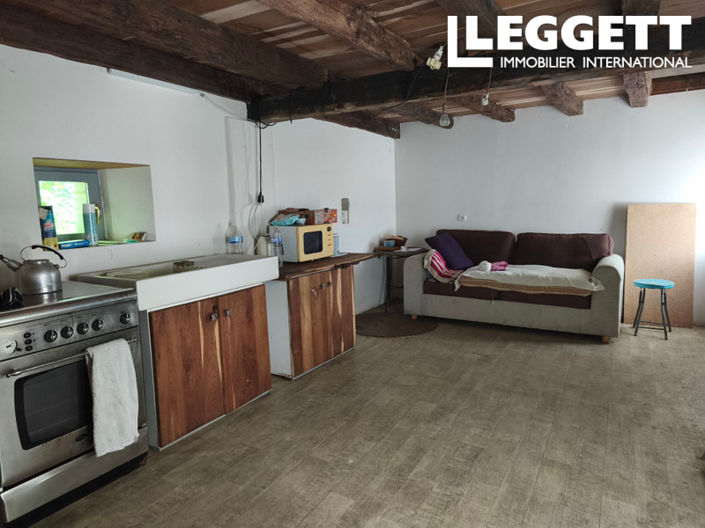 Image No.8-1 Bed House for sale