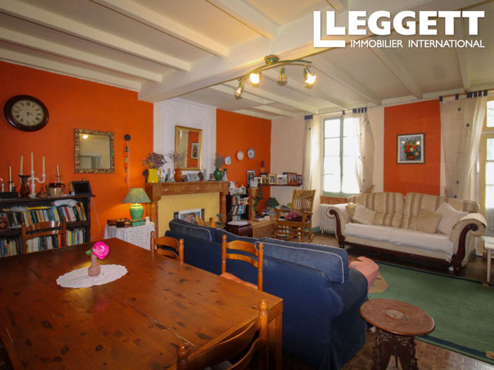 Image No.10-4 Bed House for sale