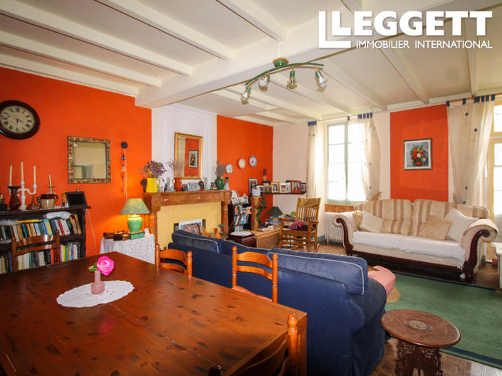 Image No.2-4 Bed House for sale