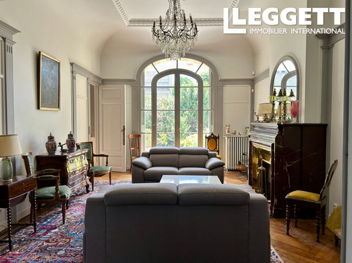 Image No.1-3 Bed House for sale