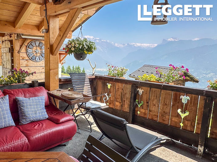 Image No.7-5 Bed House for sale