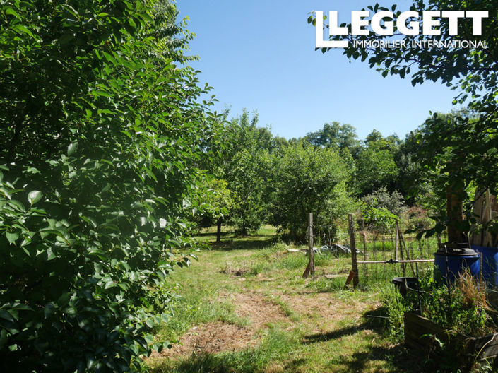 Image No.10-5 Bed House for sale