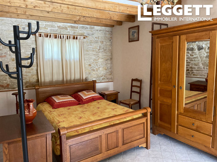 Image No.7-4 Bed House for sale