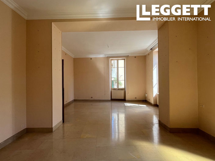 Image No.6-3 Bed House for sale