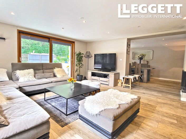 Image No.4-4 Bed House for sale