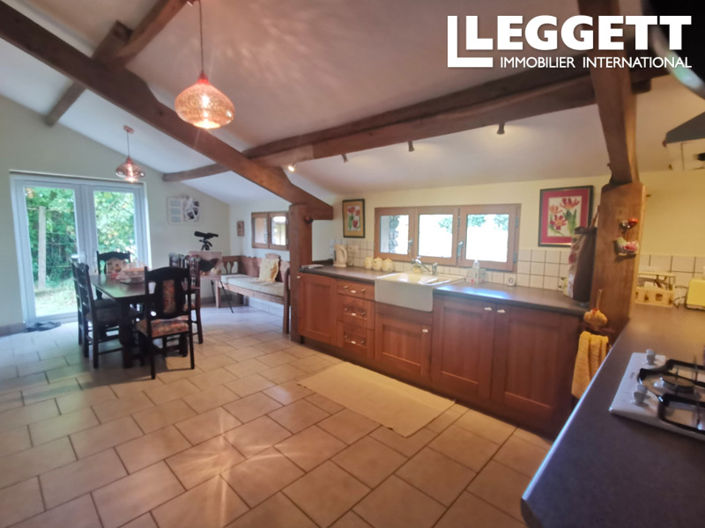 Image No.4-4 Bed House for sale