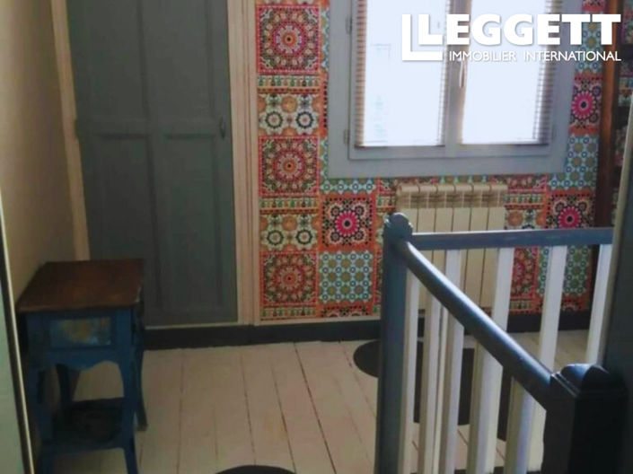 Image No.10-2 Bed House for sale