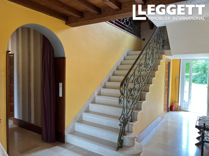 Image No.3-5 Bed House for sale