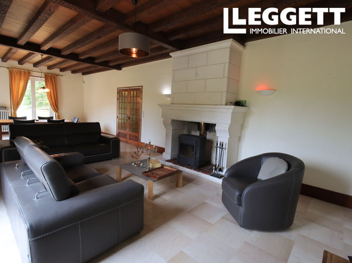 Image No.6-5 Bed House for sale