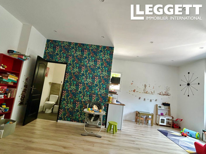 Image No.10-4 Bed House for sale