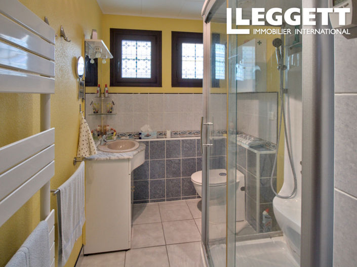 Image No.5-4 Bed House for sale