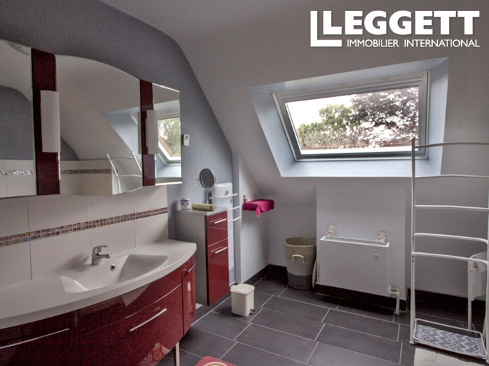 Image No.9-4 Bed House for sale