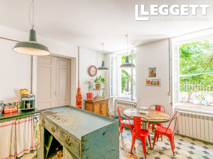 Image No.2-9 Bed House for sale