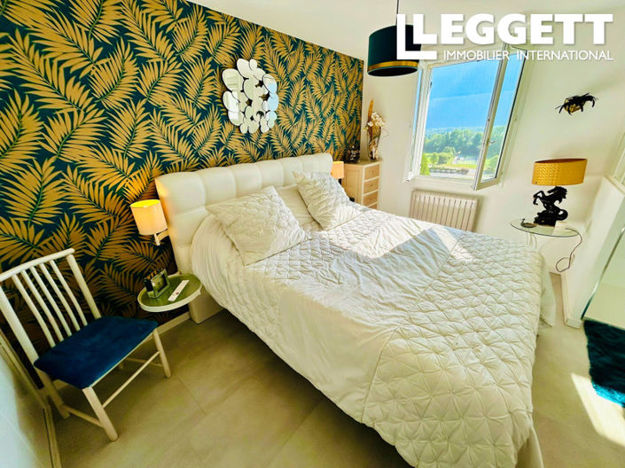 Image No.5-4 Bed House for sale