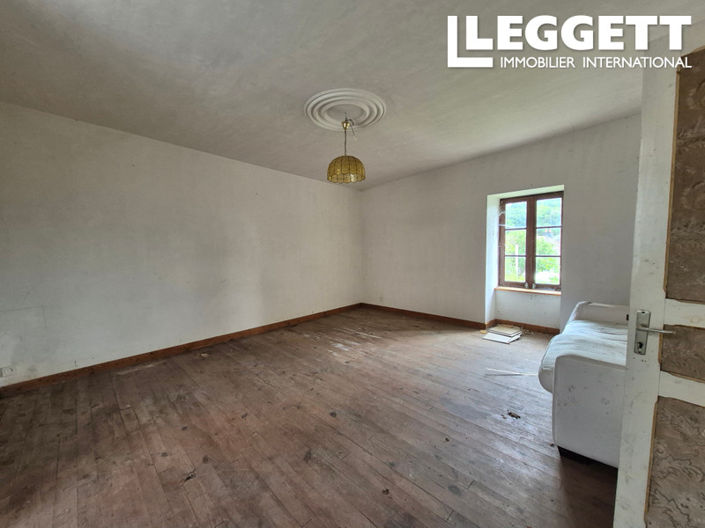 Image No.2-House for sale