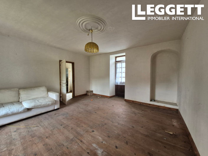 Image No.7-House for sale