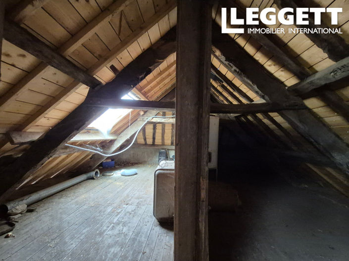 Image No.8-House for sale