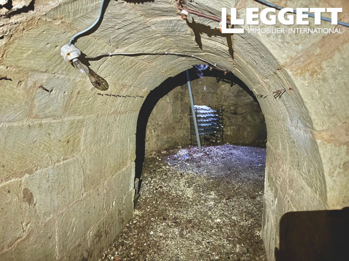 Image No.10-4 Bed House for sale