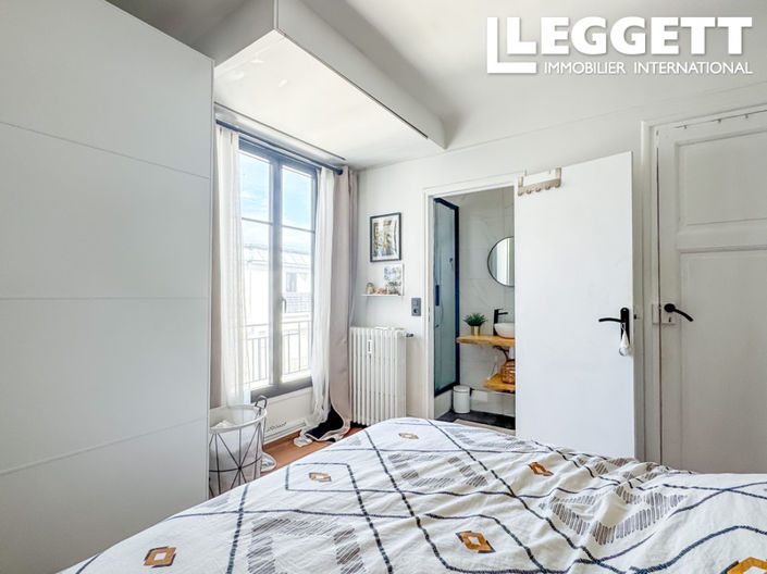 Image No.10-1 Bed Apartment for sale