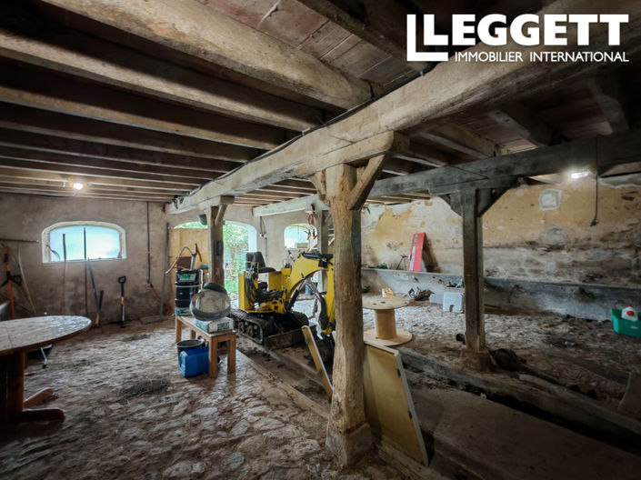 Image No.8-4 Bed House for sale