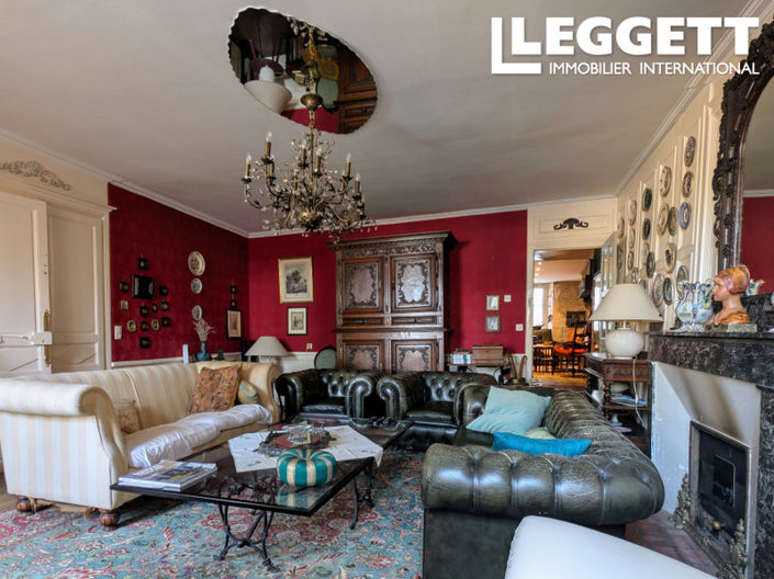 Image No.3-8 Bed House for sale